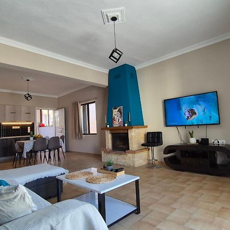 Modern Central Αpt 500M From The Beach. خانيا المظهر الخارجي الصورة