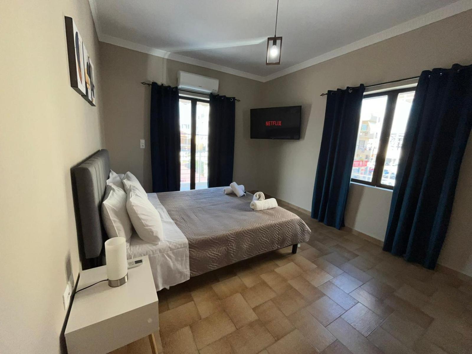 Modern Central Αpt 500M From The Beach. خانيا المظهر الخارجي الصورة
